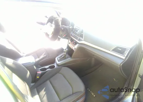 2018 Hyundai Elantra Se from USA, damaged, VIN KMHD74LF0JU477733